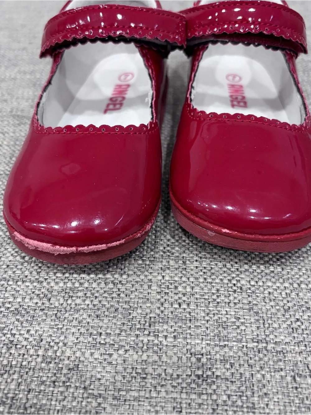 L'Amour Girls Patent Mary Jane Shoes in Cherry